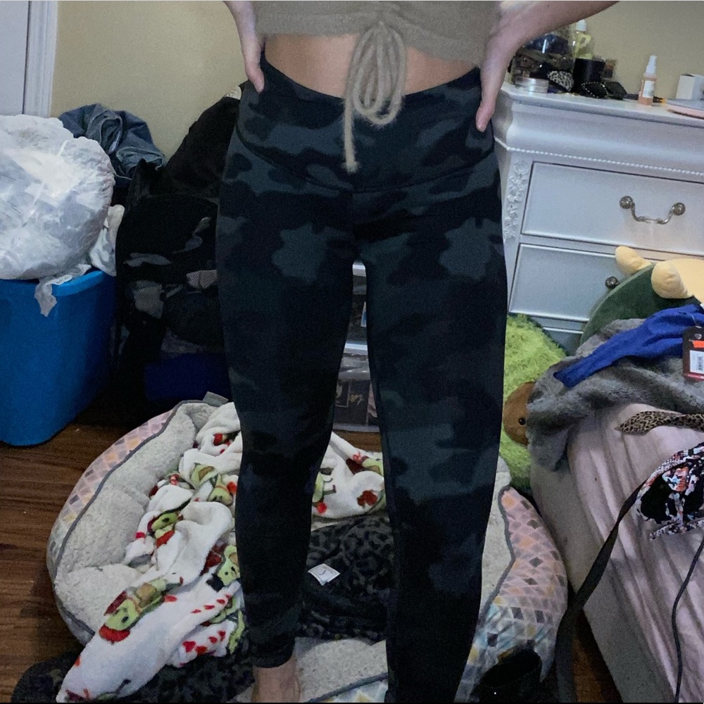 Camo leggings